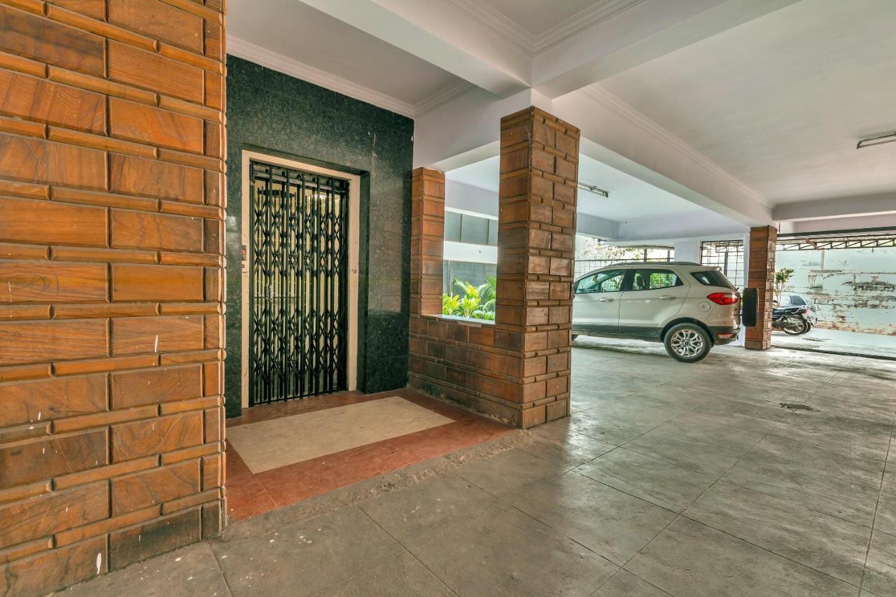 Oyo 11428 Hotel Krishna'S Residency Hyderabad Exterior foto